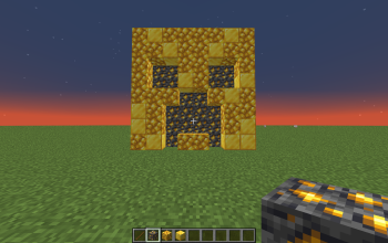 Gold Creeper Mob Head